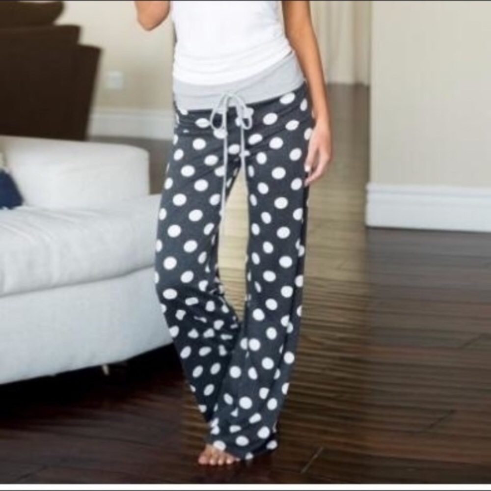 🎉 ⭐️PAJAMA DRAWSTRING WAIST PANTS ⭐️🎉 - Picture 4 of 5